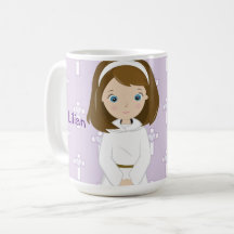 Taza adorable del brunette del chica de día de la