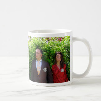 Café Taza agresiva de la zoología
