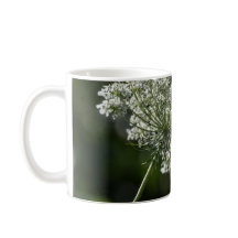 Taza blanca de la taza del Wildflower del cordón