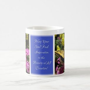 Café Taza brillante de las bendiciones de la mariposa -
