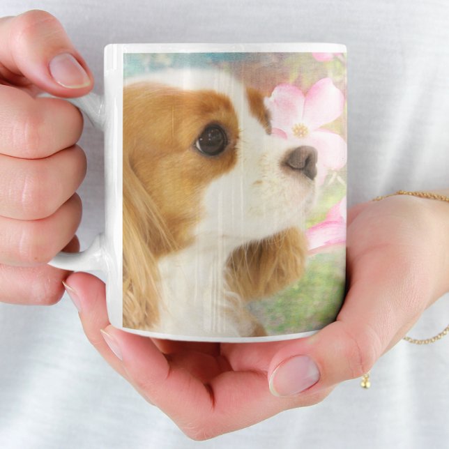 Café Taza Cavalier King Charles Spaniel Flores de Prima (Blooming joy in every sip! Embrace spring with this adorable mug.)