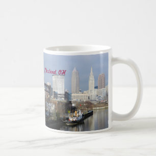 Café Taza céntrica de la opinión de Cleveland, río d