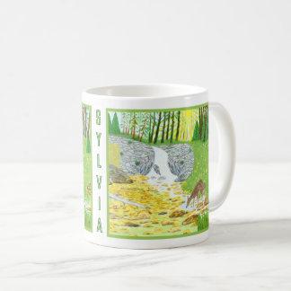 Café Taza Clásica de Escena Forestal con Texto