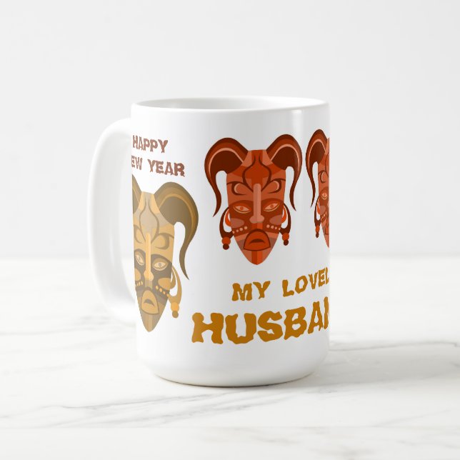 Café Taza con arte de máscara tradicional (Anverso izquierdo)