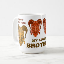 Taza con arte de máscara tradicional