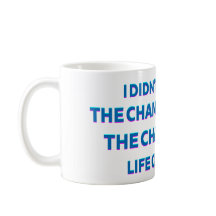 Taza con cita de vida de champán
