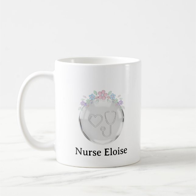 Café Taza con emblema de enfermera personalizado (Izquierda)
