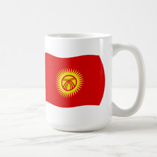Café Taza con la bandera de la República Kirguisa