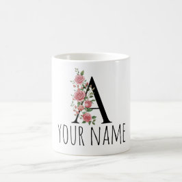 Café Taza con letra de monograma de flor de nacimiento