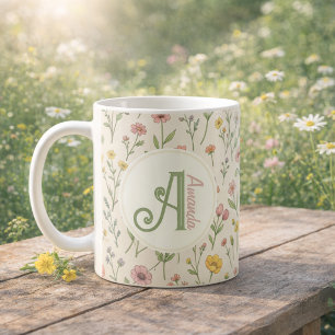 Café Taza con Monograma de Flores Silvestres Personaliz