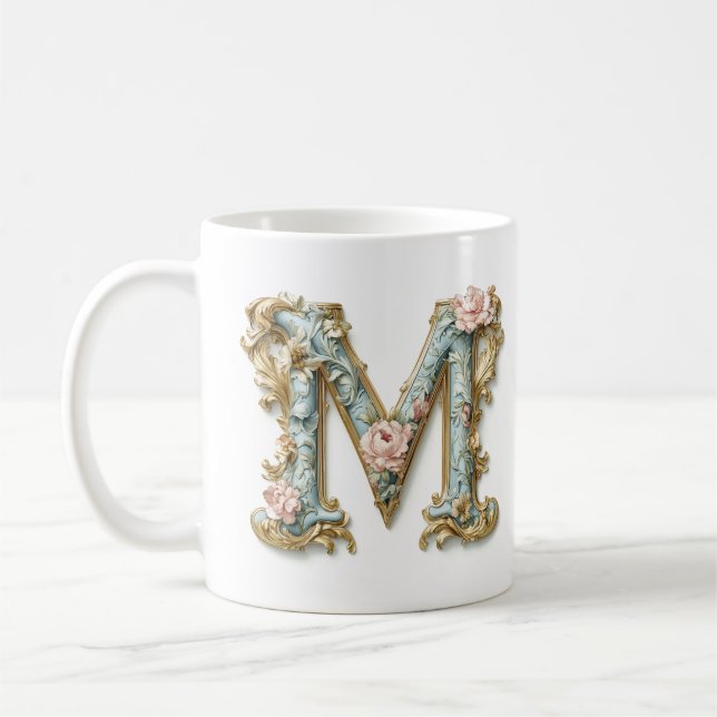 Café Taza con Monograma 'M' Rococó para una Princesa de (Izquierda)