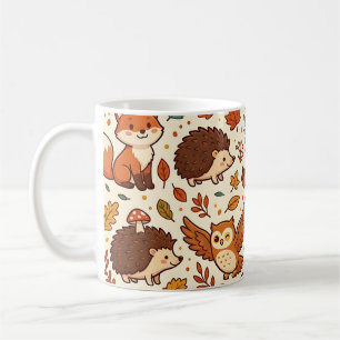 Café Taza con patrón de bosque: zorro, búho y erizo