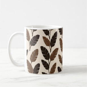 Café taza con patrón realista de hojas de plátano tropi