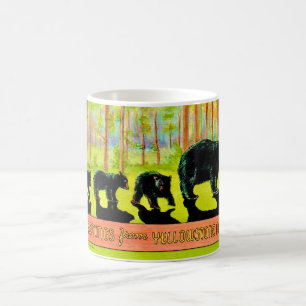 Café Taza con postal antigua de los osos de Yellowstone