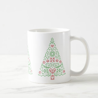 Café Taza cruzada del árbol de navidad de la puntada
