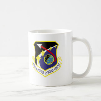 Café Taza de centro del espacio y de los sistemas de