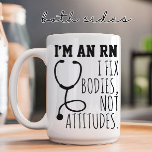 Café Taza de cita de enfermera titulada, Taza divertida