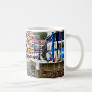 Café taza de Cudillero en Asturias, España