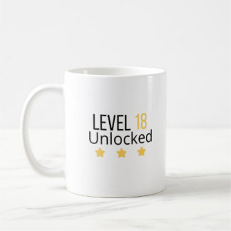 Café Taza de cumpleaños amarilla desbloqueada nivel 18