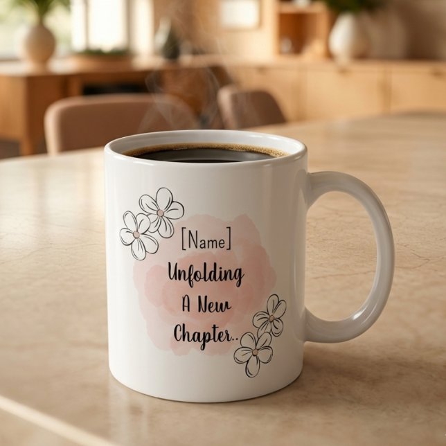 Café Taza de cumpleaños personalizada con acuarela esté (Birthday coffee mug with aesthetic watercolor, line art flowers and an editable text.)