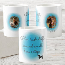 Taza de Dachshund de Acuarela Azul Pastel — Nombre