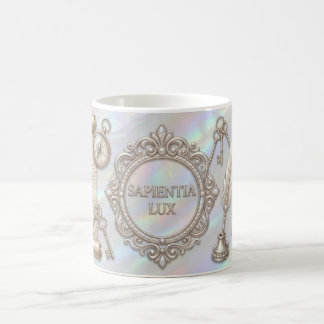 Café Taza de Dark Academia – Diseño Sapientia Lux