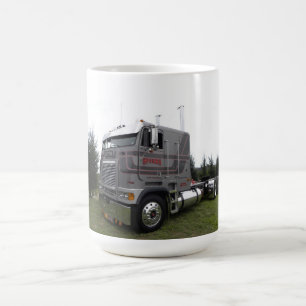 Café Taza de Freightliner COE de las chispas