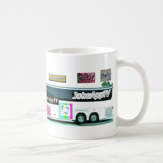Café Taza de JokeAppTv Tourbus (Derecha)