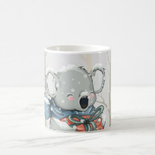 Café Taza de koala lindo gris claro en bosque con nevad