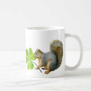 Café Taza de la ardilla del trébol