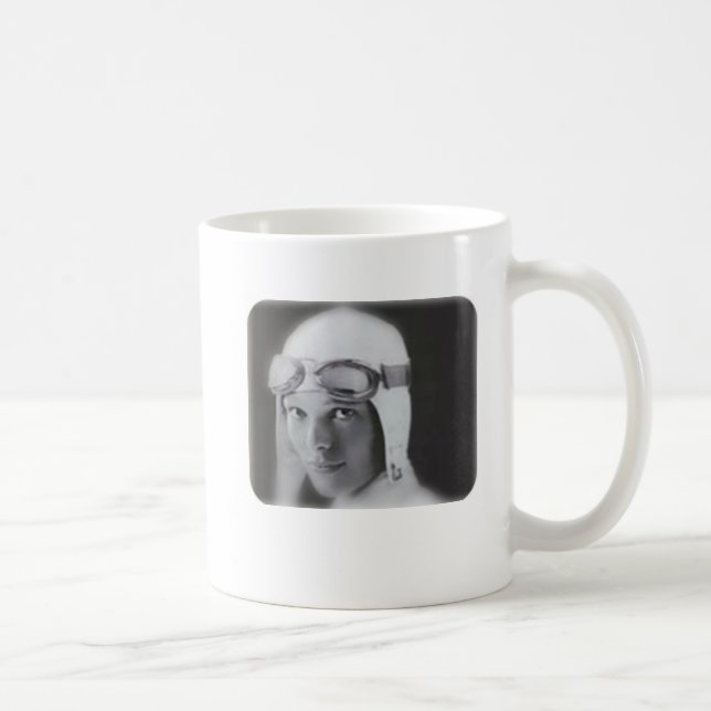 Café Taza de la cita de Amelia Earhart (Derecha)