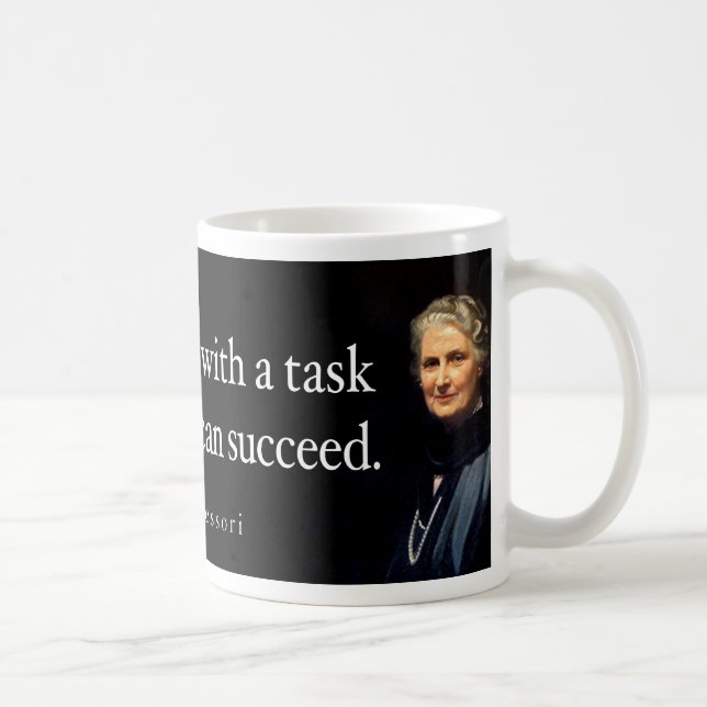 Café Taza de la cita de Maria Montessori (Derecha)