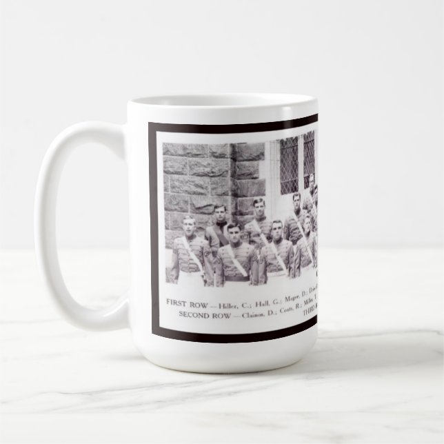Café Taza de la compañía D-4 (Izquierda)
