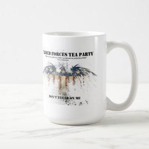 Café TAZA de la fiesta del té de las fuerzas armadas d