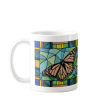 Taza de la mariposa del vitral