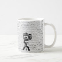 Taza de la pintada del estilo de Banksy