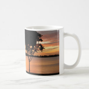 Café Taza de la puesta del sol de Osborne del lago