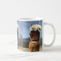 Taza de la sonrisa del caballo de Haflinger