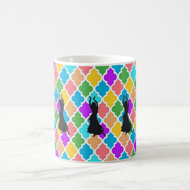 Café Taza de las bailarinas de la danza del vientre (Centro)