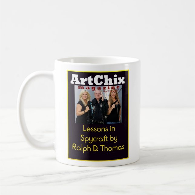 CAFÉ TAZA DE LOS COLECTORES DE THOMAS ARTCHIX (Izquierda)