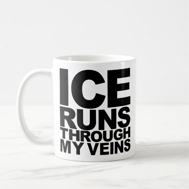 Café Taza de los funcionamientos de hielo (Izquierda)