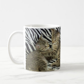 Café Taza de los gatitos del rescate