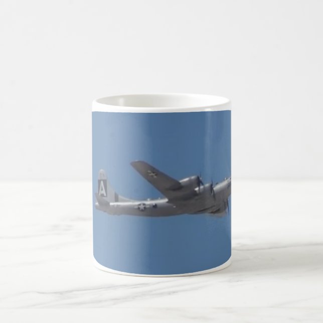 Café Taza de los superfortress B-29 (Centro)