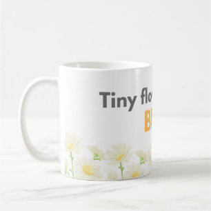 Café Taza de margarita de pequeña flor gran alegría