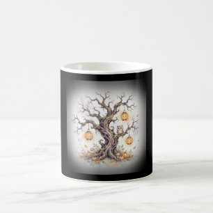 Café Taza de noche de Halloween del árbol espeluznante