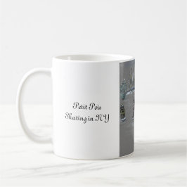 Café Taza de Petit Pois patinando en NY