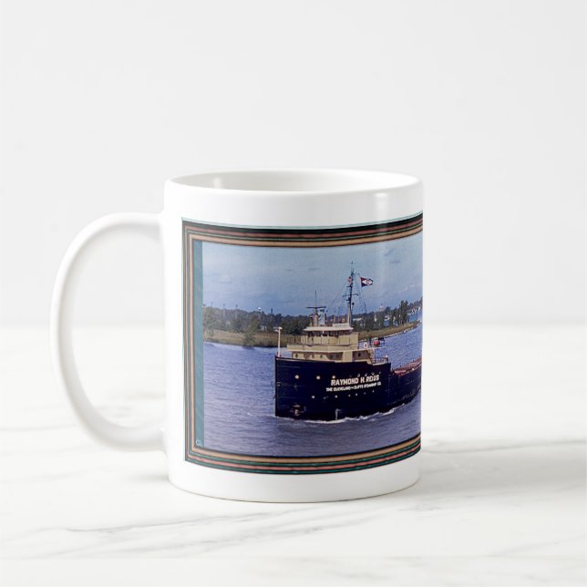 Café taza de Raymond H. Reiss (Izquierda)