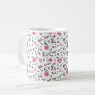 Café Taza de rosas rosadas en abundancia