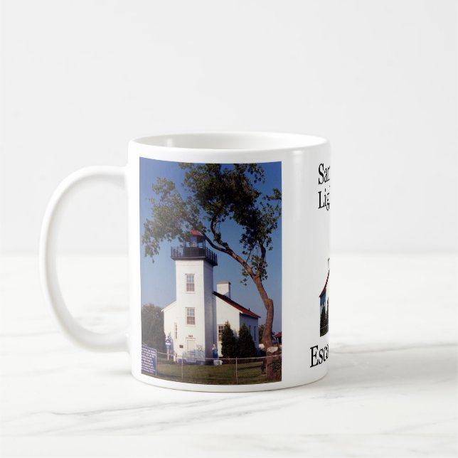 Café Taza de Sand Point Lighthouse Escanaba (Izquierda)