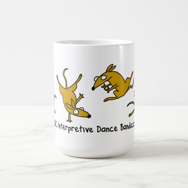 Café Taza del Bandicoot de la danza interpretativa de (Centro)
